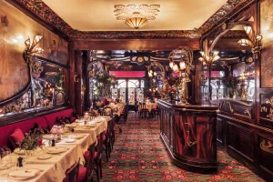 Maxim’s à Paris: la renaissance d’un lieu mythique