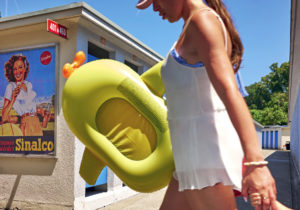 « Cabines de plage », une ode irrésistible à la vie estivale