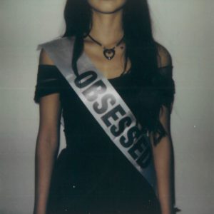 Obsédée par l’ex de votre partenaire? Explications et solutions