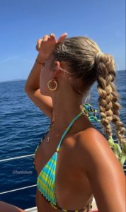 Comment protéger ses cheveux de la chaleur estivale