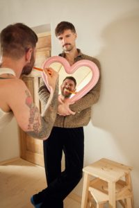 Micasa et le créateur suisse Julian Zigerli ajoutent une touche mode à votre déco