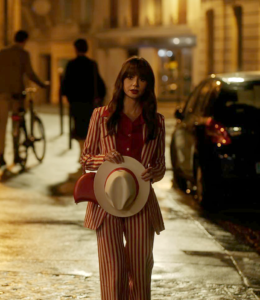 La marque suisse Thaden fait fureur dans la saison 4 de « Emily in Paris »