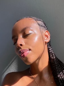 Ces trois crèmes traitent la sècheresse de la peau en un temps record