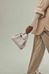 15 sacs blancs de créateurs grâce auxquels vous ferez sensation