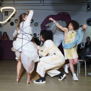 Qu’est-ce que la Fashion Revolution Week qui opère actuellement en Suisse?