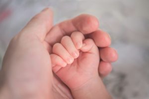 En Suisse, un nombre record de bébés nés grâce à la fécondation in vitro
