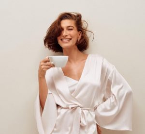 Le bob des années 90 est de retour! Voici comment recréer la coupe