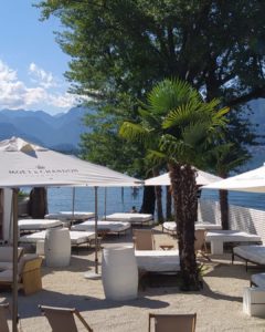 14 Beach Clubs pour des vacances branchées sans quitter la Suisse