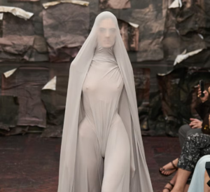 Chez Maison Margiela, Glenn Martens a ressuscité un moment perdu dans le temps