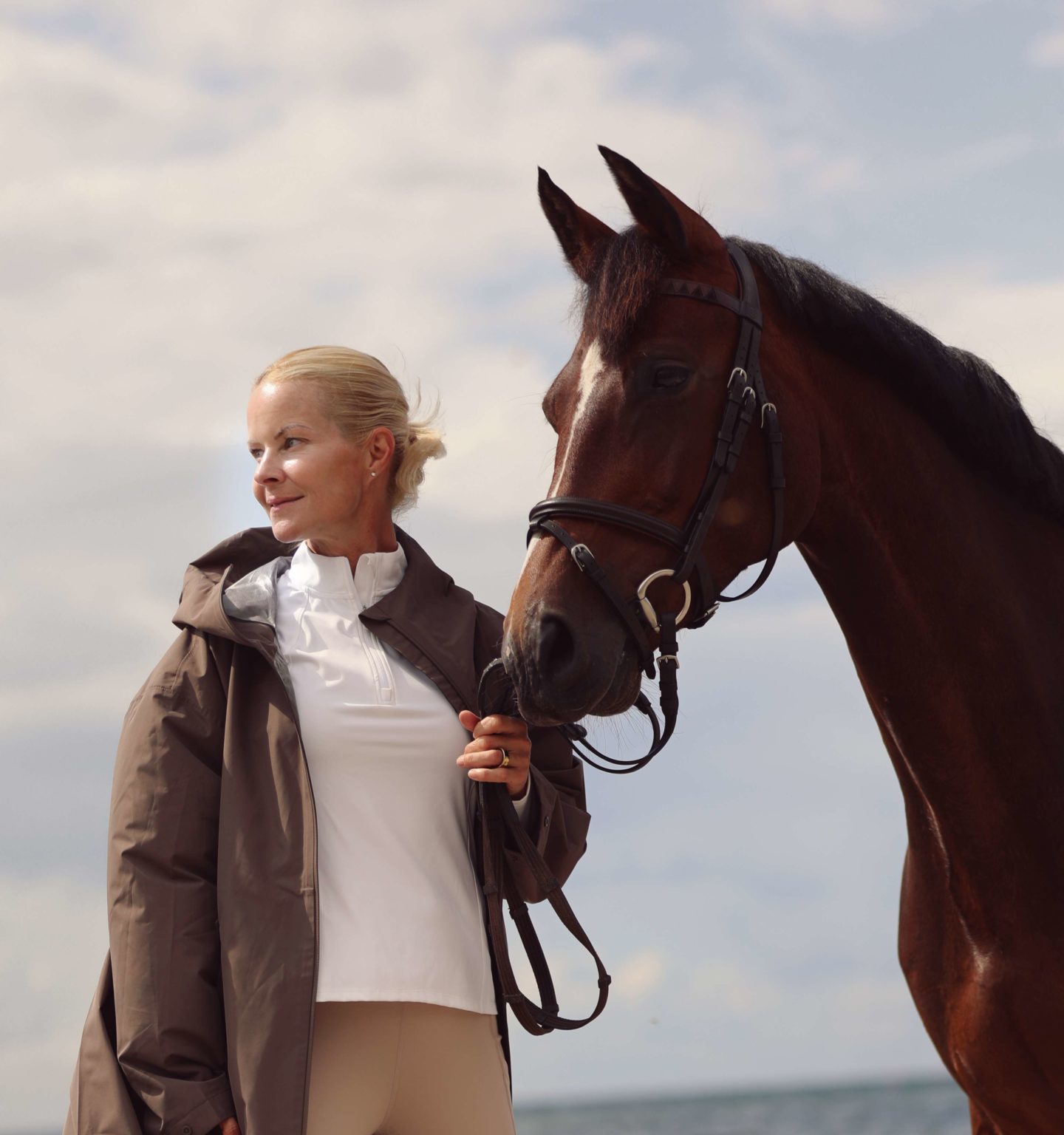 H&M lance en Suisse sa gamme cavalière chic, « All In Equestrian »