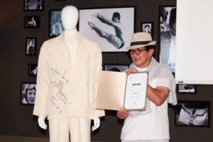 Jackie Chan de passage à Lausanne pour une donation inédite