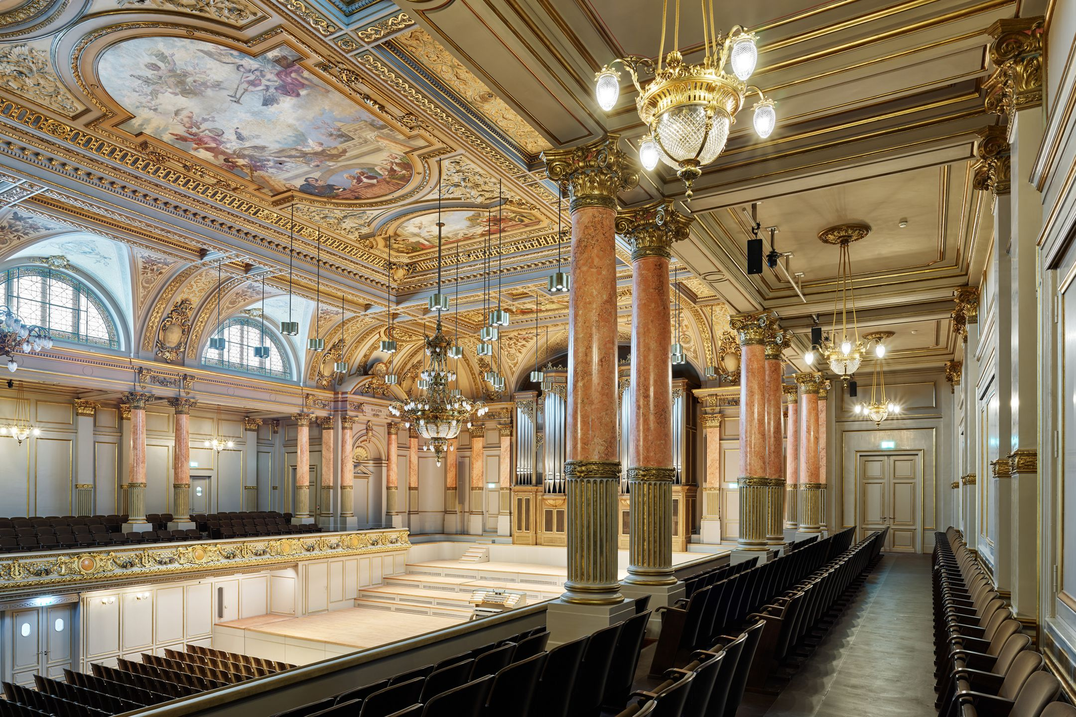 La Fashion Week débarque en Suisse dès 2026