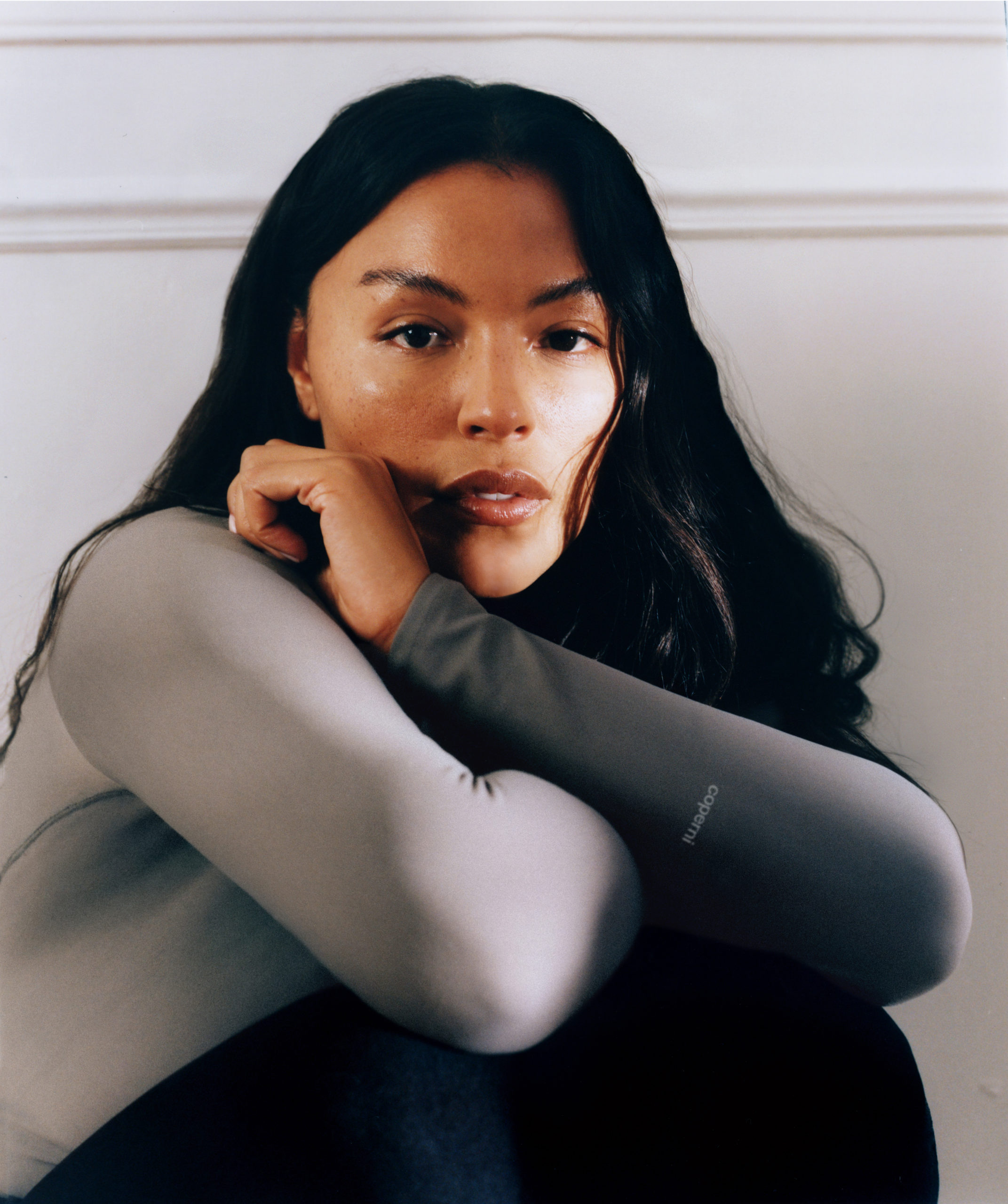 Coperni et la marque suisse HeiQ inventent des vêtements « qui soignent la peau »