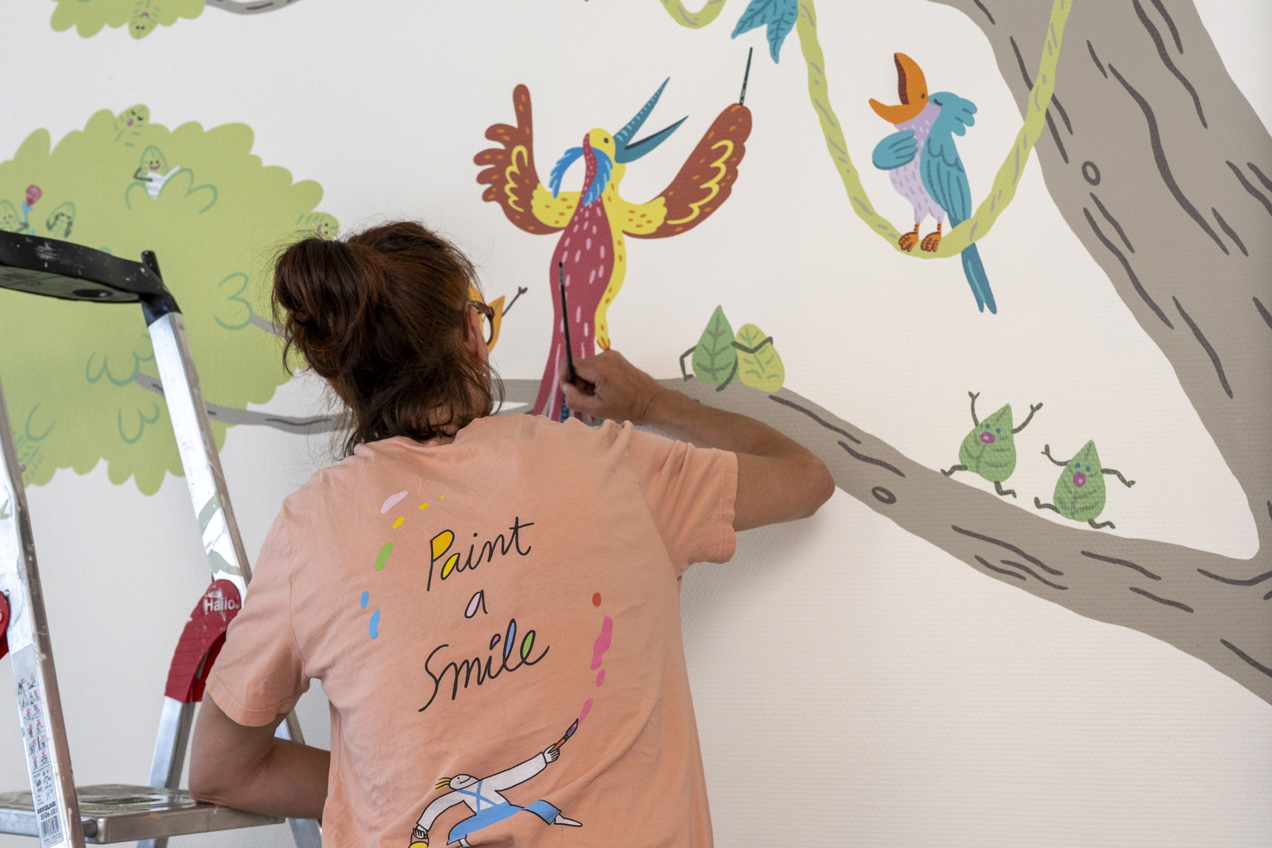 Paint a Smile colore le service de pédiatrie à l’Hôpital de La Tour
