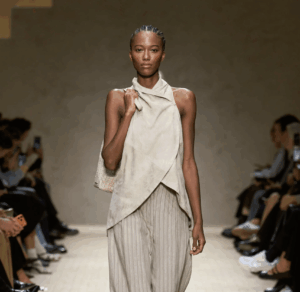 Emporio Armani, printemps-été 2026 : le calme après l’icône