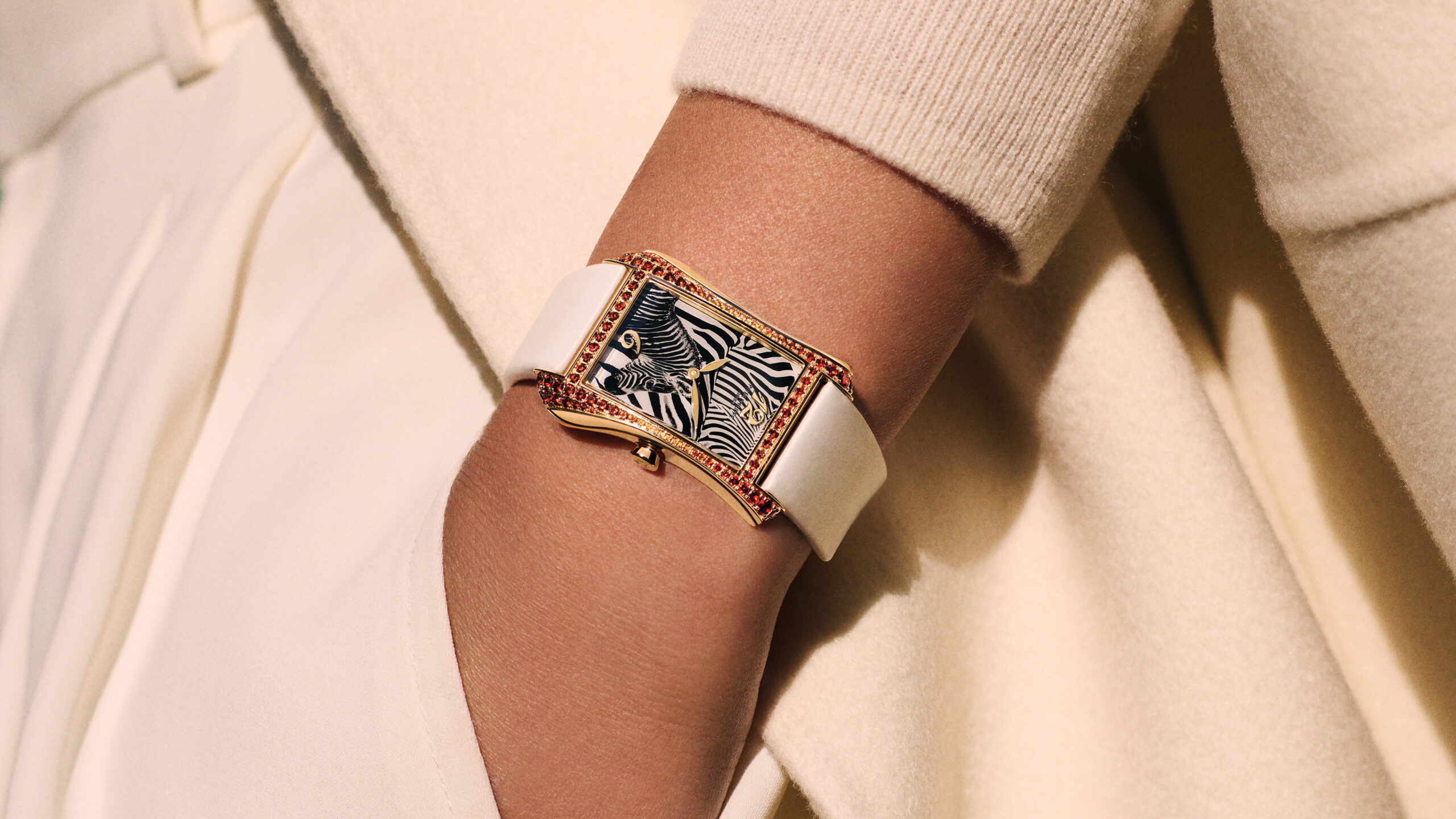 Patek Philippe : la Gondolo Serata prend des allures félines