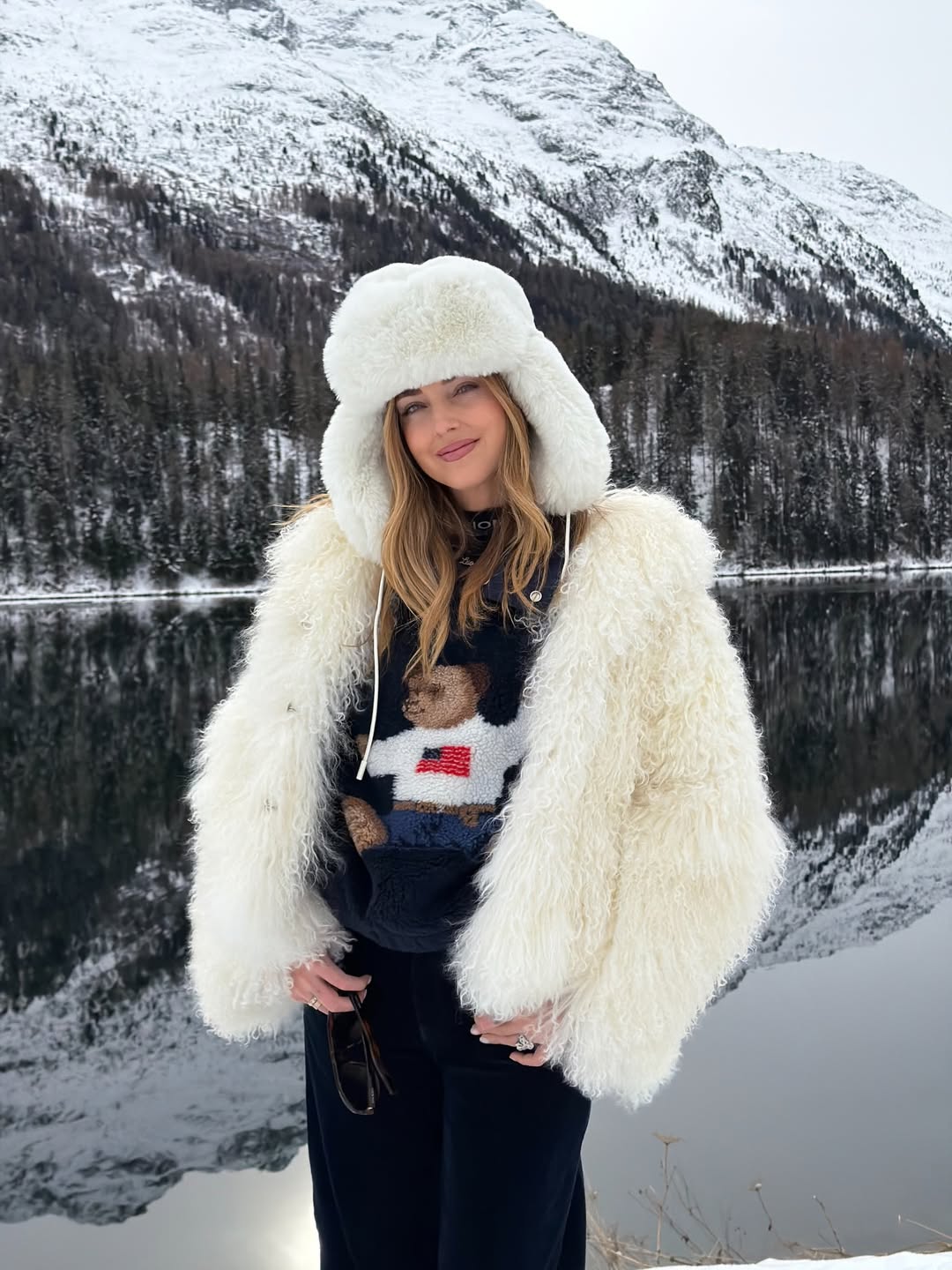 Chiara Ferragni se ressource dans les montagnes suisses… en plein scandale