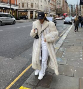 Manteau fausse fourrure