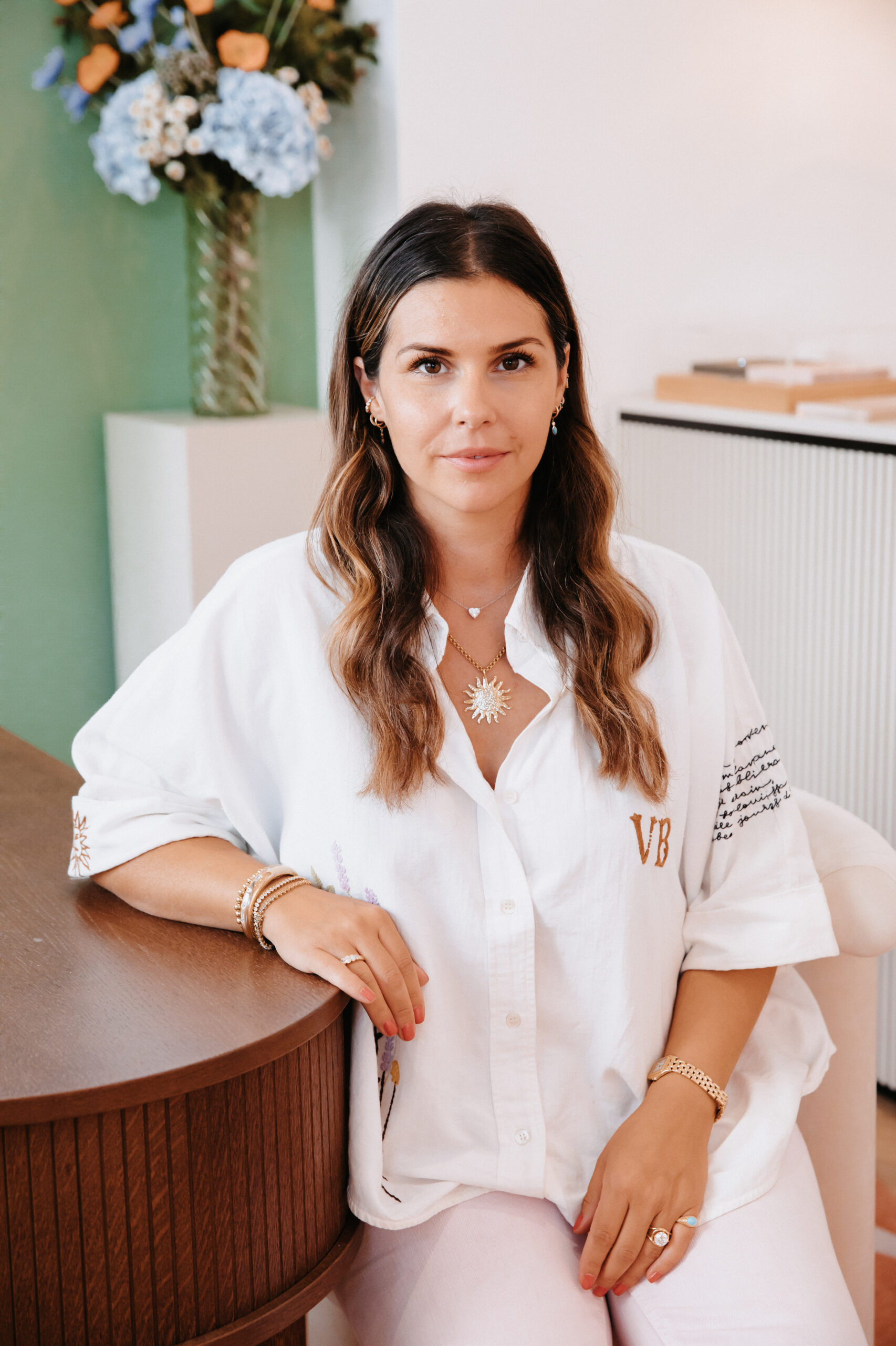 « Un bijou que l&rsquo;on aime est un bijou que l&rsquo;on a envie de transmettre » : Fabienne Ymar, fondatrice d&rsquo;Avinas