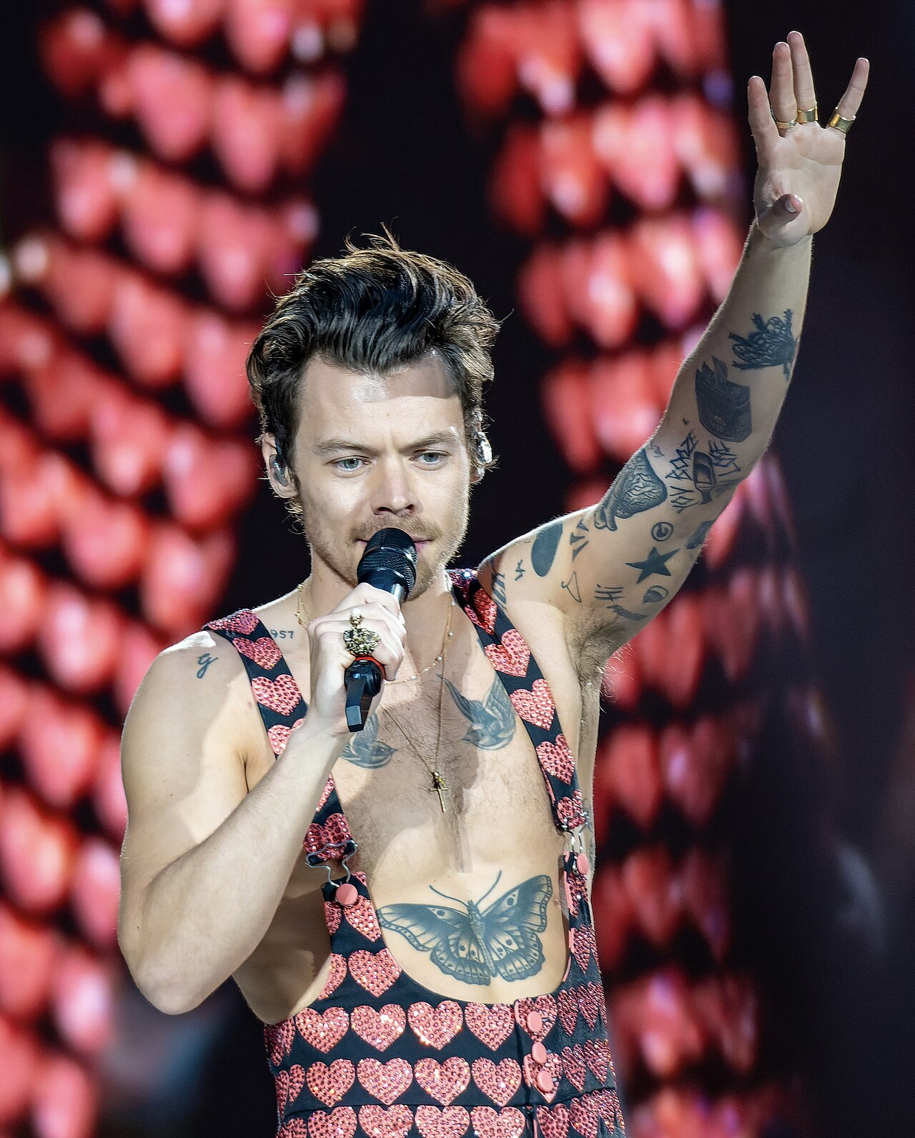 Harry Styles sur le point de sortir un nouvel album ? Voici tout ce qu&rsquo;il faut savoir