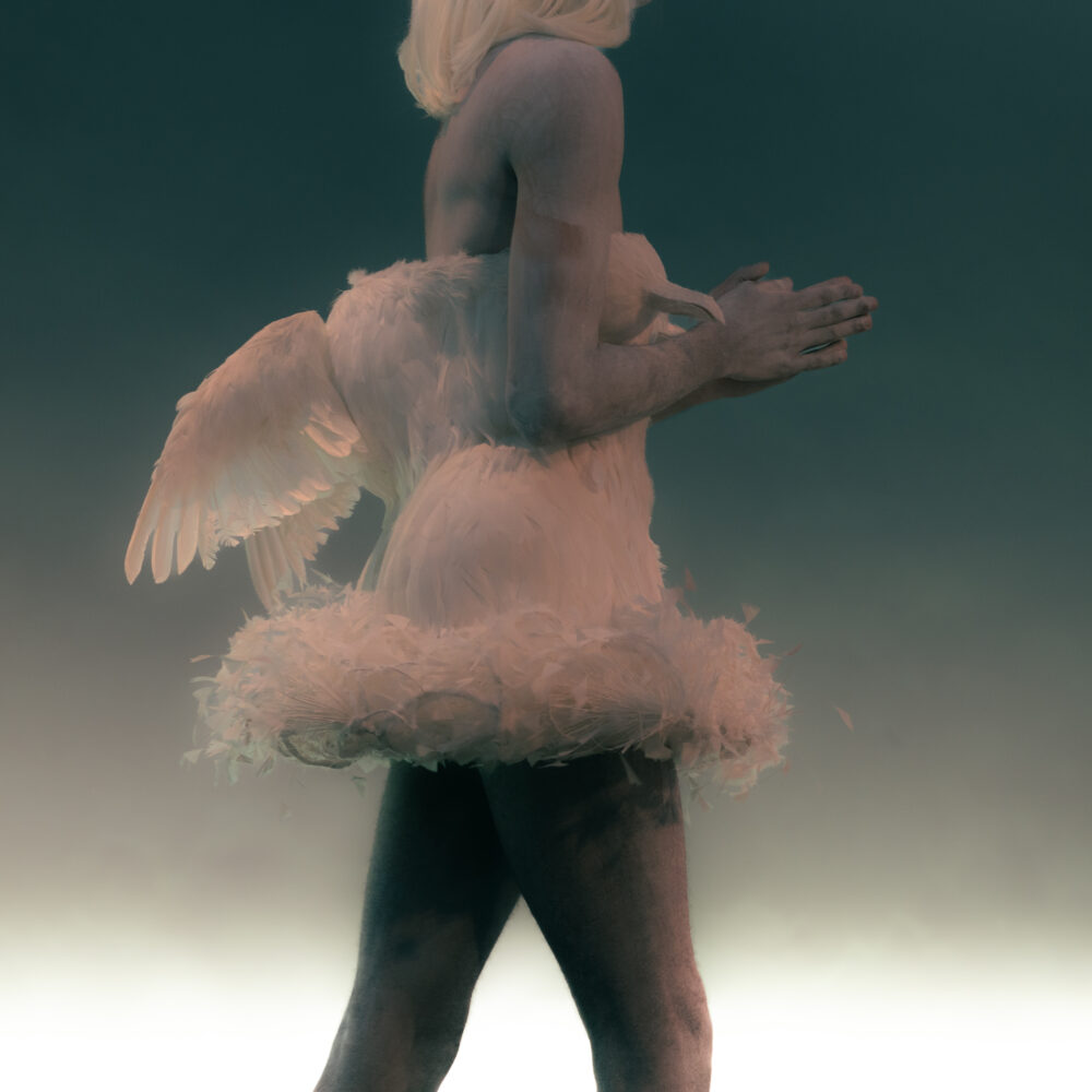 « Mes créations viennent corriger l&rsquo;histoire de la Haute couture par rapport à la représentation des corps noirs »