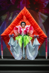 Défilé Haute couture Viktor & Rolf, collection printemps-été 2026.