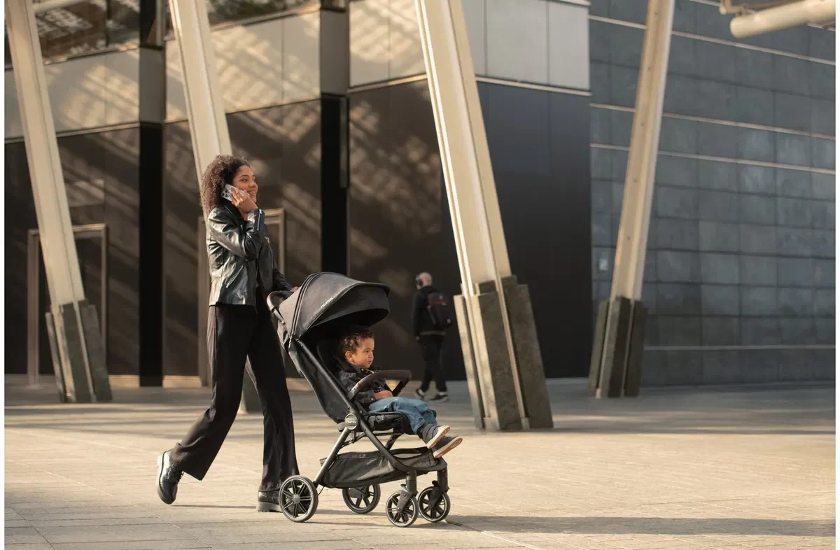 3 poussettes validées par la rédaction de ELLE en 2026