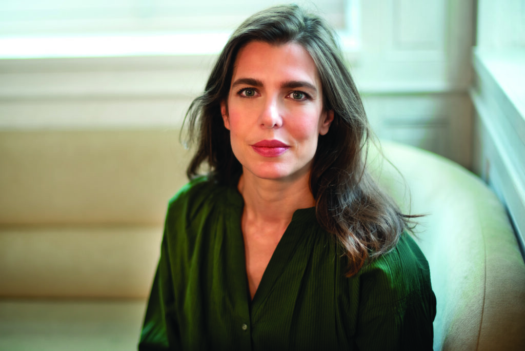 L’image actuelle n’a pas de texte alternatif. Le nom du fichier est : Charlotte-Casiraghi-@Astrid-di-Crollalanza-1-scaled.jpg