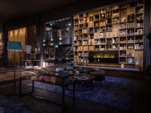 Huus Gstaad Bar, Huss Gstaad Hotel