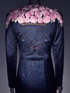 Manteau du soir, dessiné par Elsa Schiaparelli et Jean Cocteau, 1937.