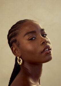 femme noire avec des nattes tressées (pinterest)