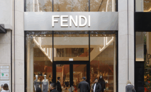 Devanture d'une boutique Fendi à Düsseldorf en octobre 2022.