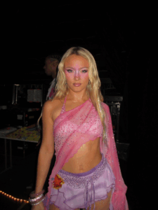 Zara Larsson le 28 novembre 2025 durant son Midnight Sun European Tour.