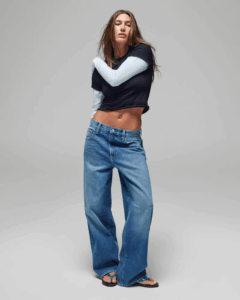 Hailey Bieber pour "The Hailey Jean" avec Gap