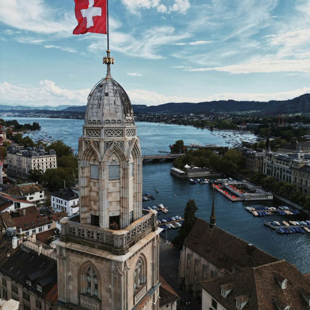 Deux villes suisses se hissent dans le top 10 des meilleurs endroits où vivre en 2026