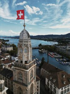 Clocher d'église à Zurich.