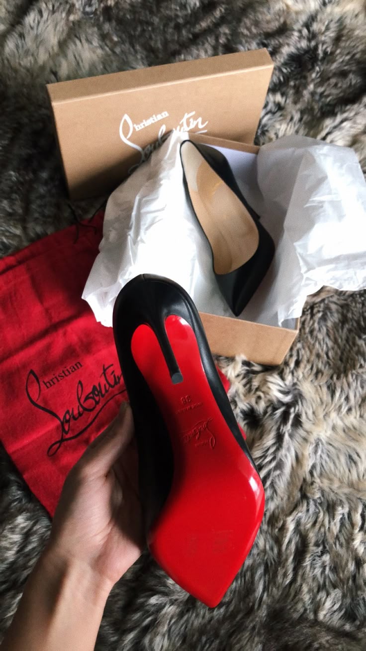 Chaussure Louboutin "Pigalle"