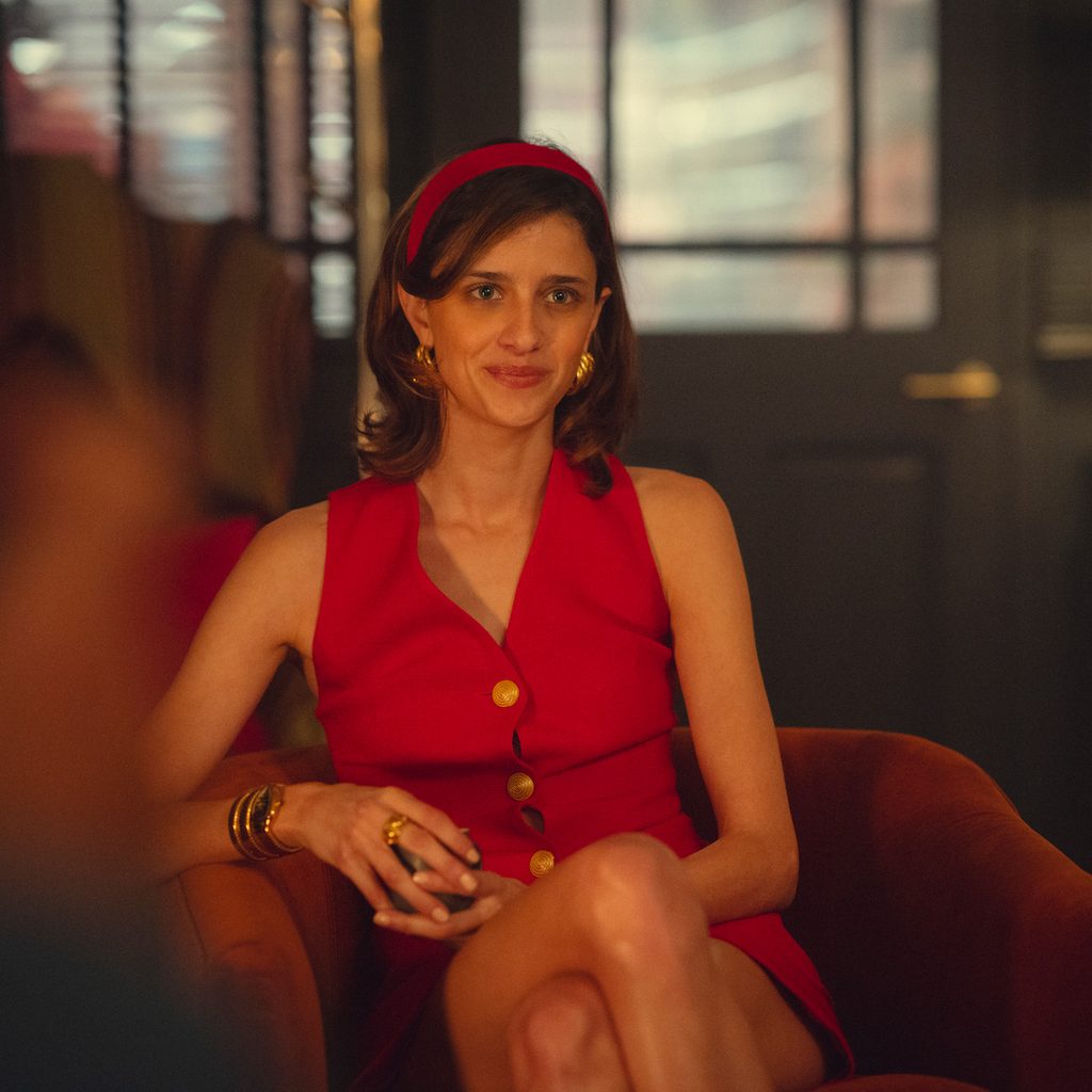 Benedetta Porcaroli dans le rôle de la comtesse Isabelle
