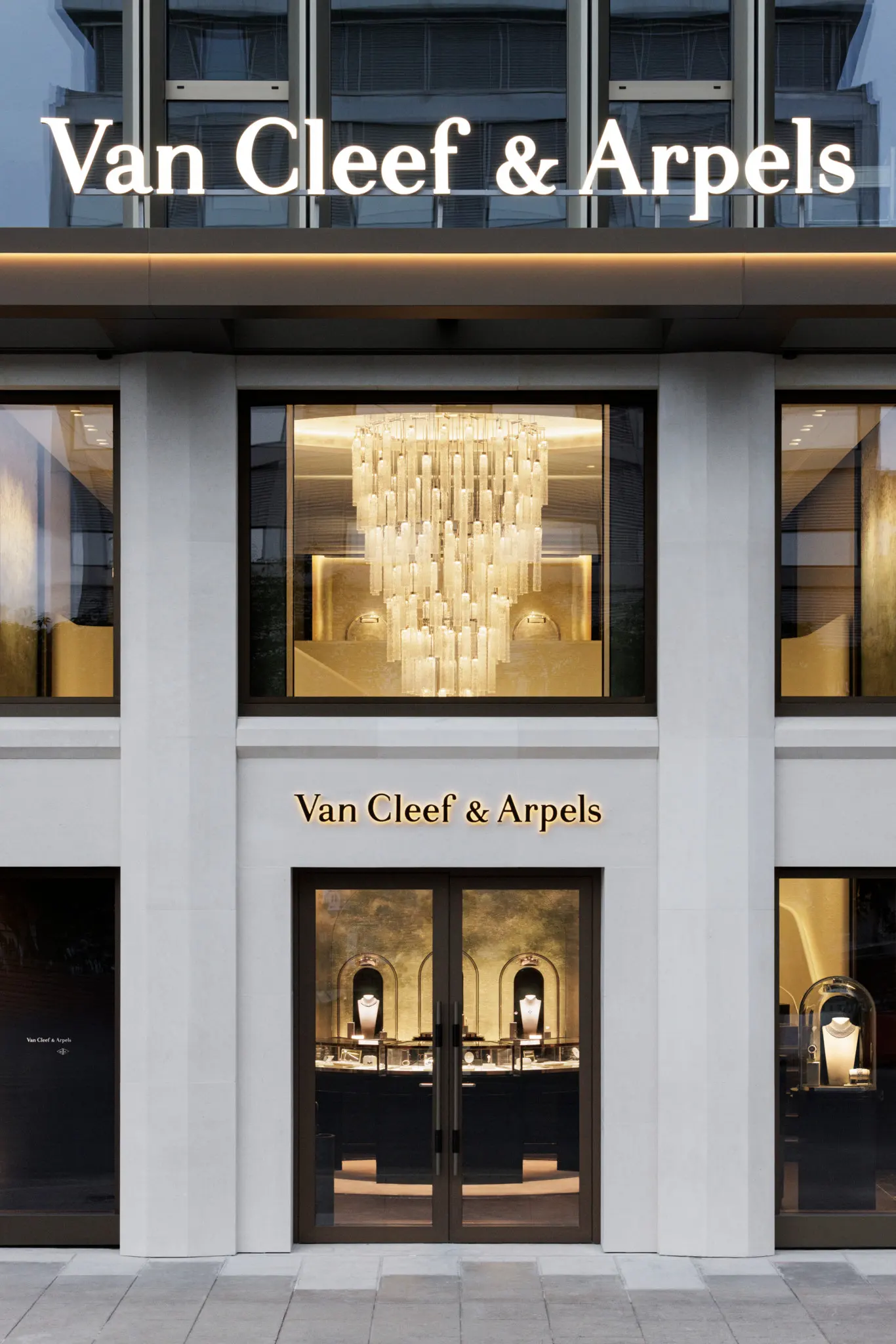 À Genève, plus de 80 bijoux Van Cleef & Arpels se dévoilent dans une exposition gratuite