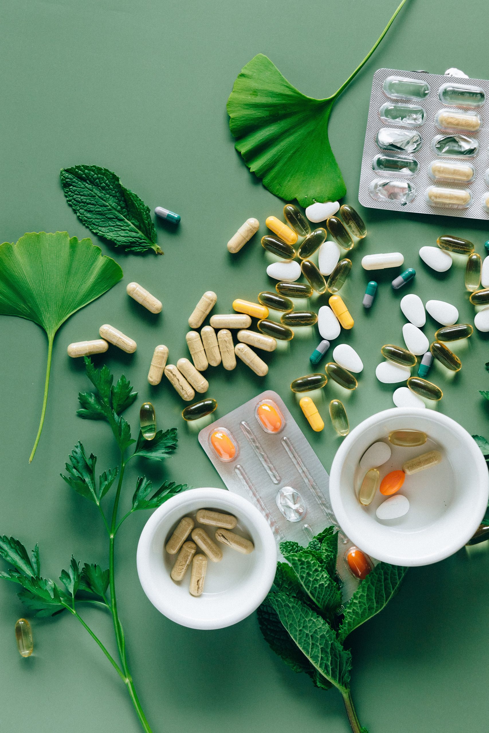 Voici les deux compléments alimentaires dont il faut se méfier après 50 ans