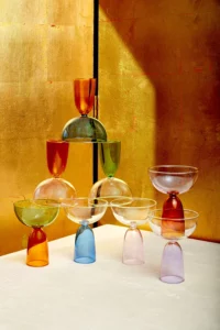 verres à champagne colorés