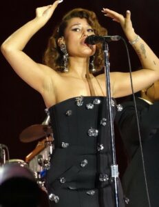 RAYE - Flickr